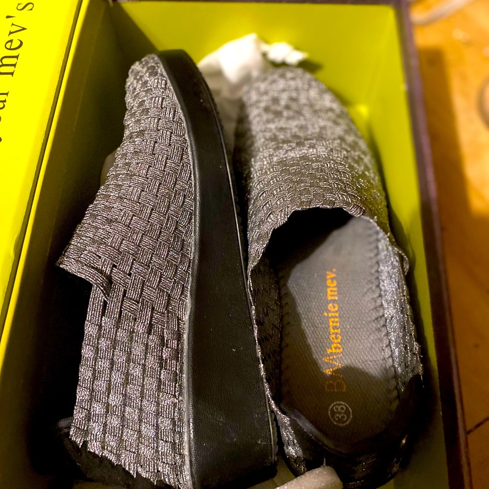 Slip on wedges